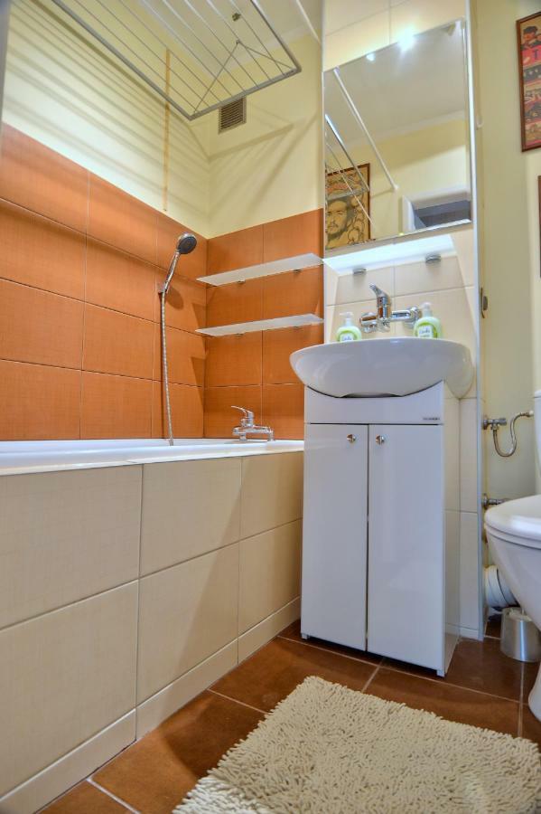 Sloneczny Apartament Grzybowska Varşova Dış mekan fotoğraf