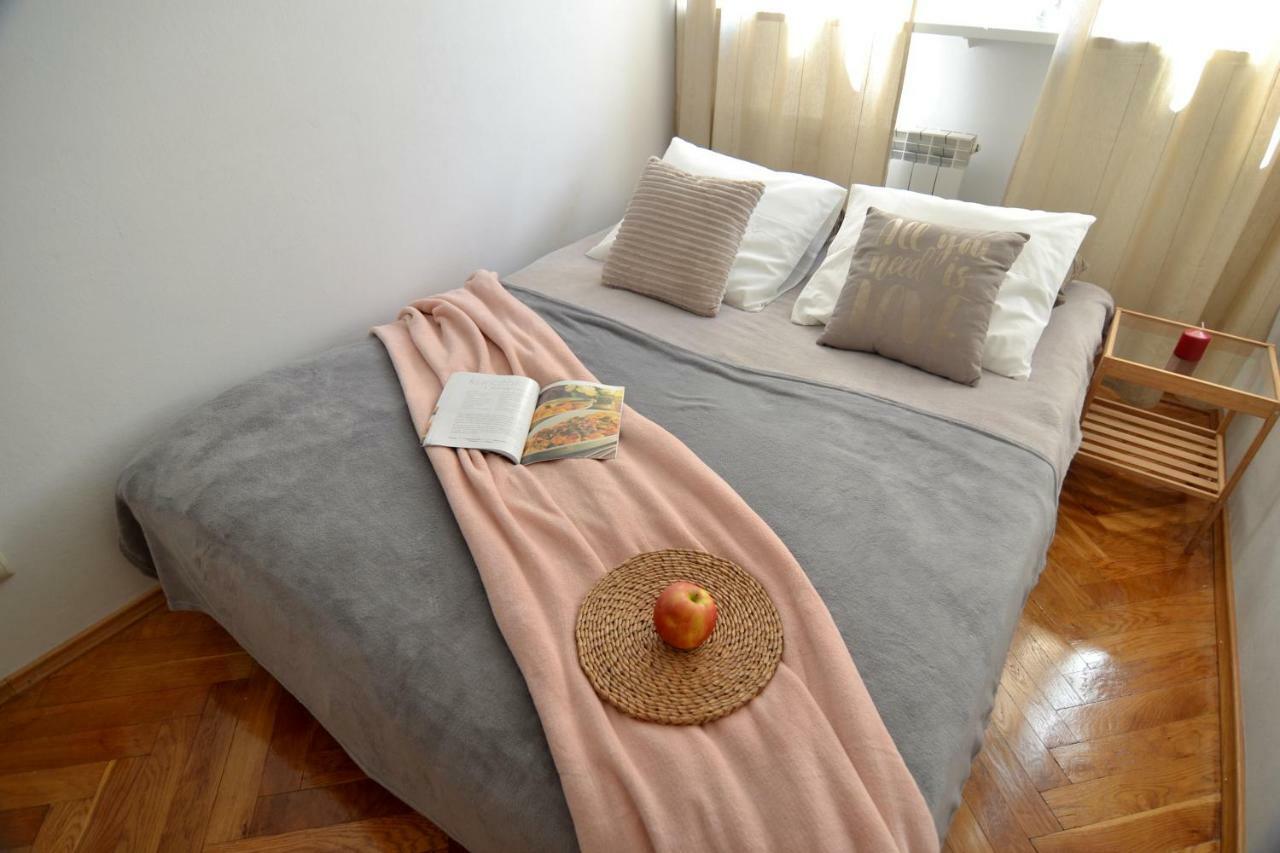 Sloneczny Apartament Grzybowska Varşova Dış mekan fotoğraf